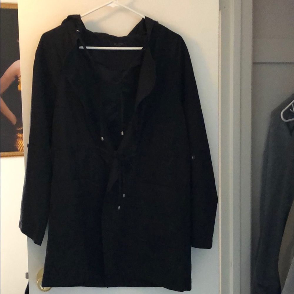 Black sweater size M